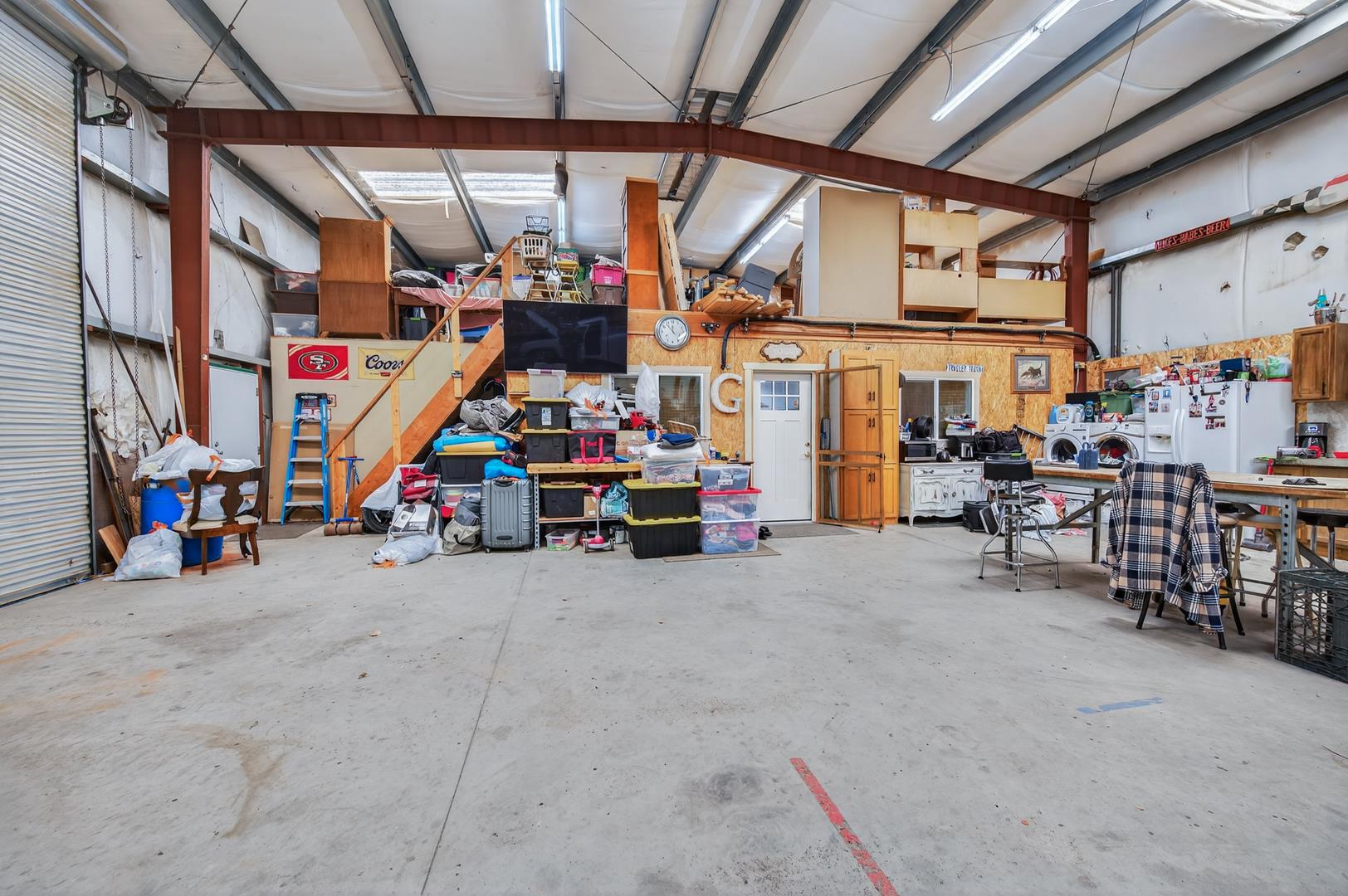 11430 E Saginaw Ave, photo 35