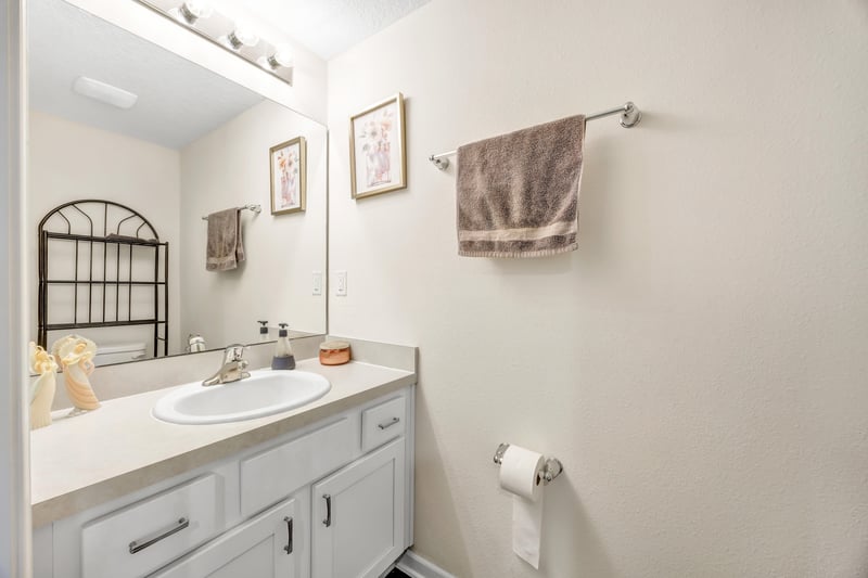 Photo 23 of 8115 Echo Springs Rd, Jacksonville, FL 32256, photographed by Megapixeler