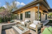 27-Guest House Deck