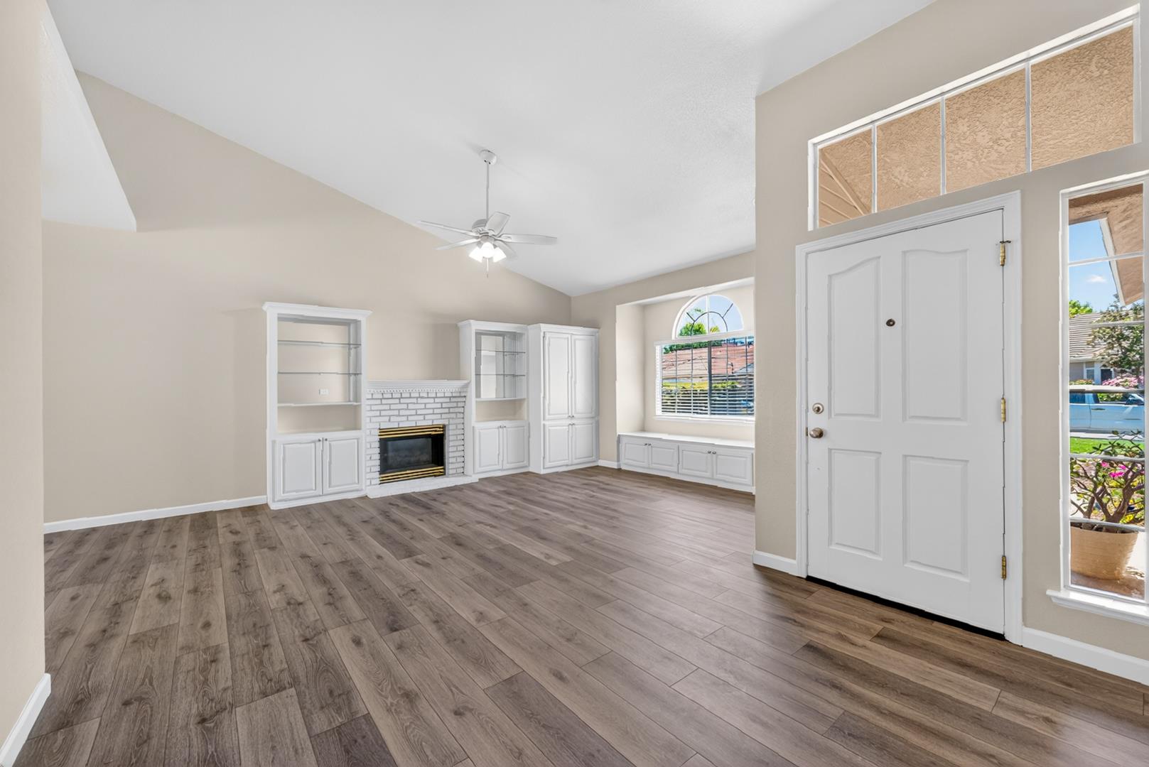 2228 E Yeargin Dr, photo 12