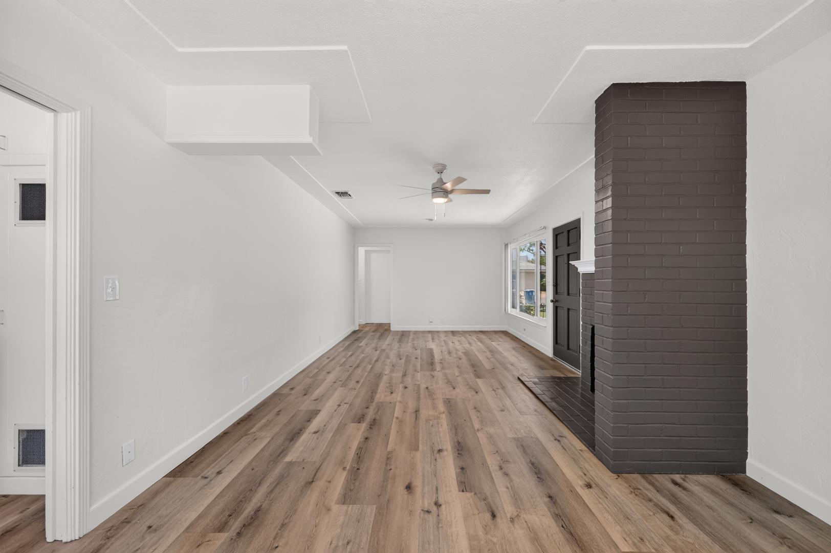 2302 E Fedora Ave, photo 21