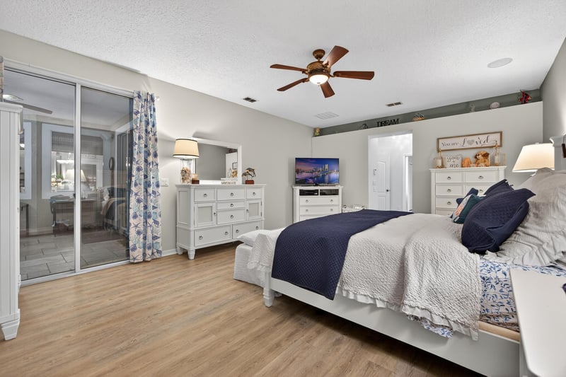 Photo 33 of 1888 Oakchime Dr, Orange Park, FL 32065, photographed by Megapixeler