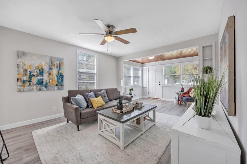 Photo 9 of 825 Wyolen St, Jacksonville, FL 32254, photographed by Megapixeler