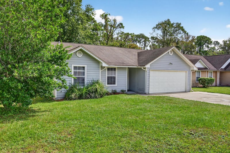 Photo 3 of 2857 Sandy Beach Ln, Jacksonville, FL 32277, photographed by Megapixeler
