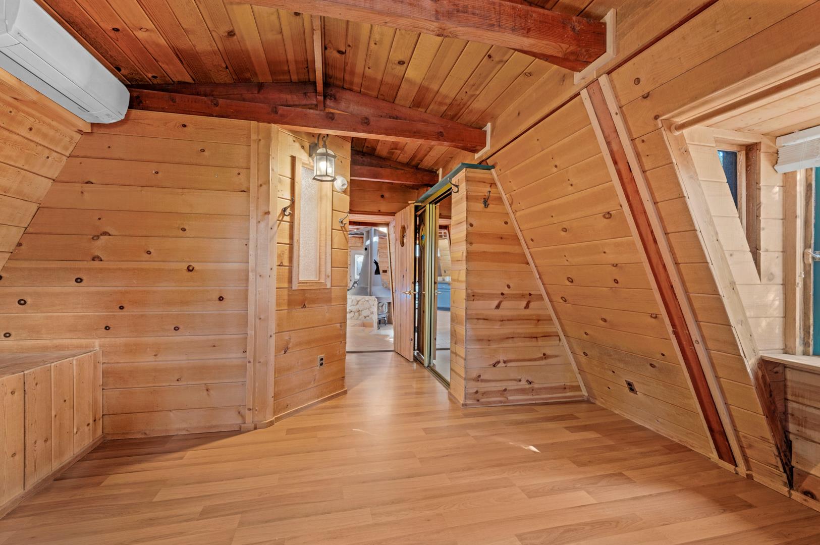 47087 Forest Glenn Rd, photo 42