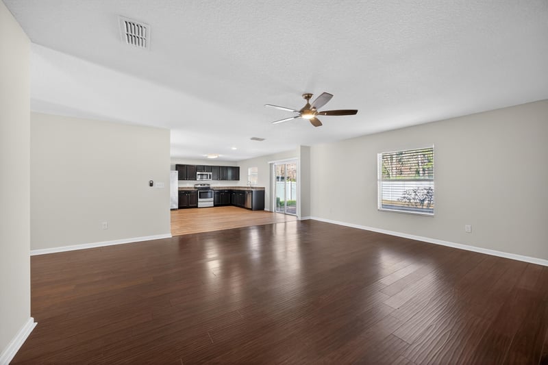 Photo 14 of 5000 Magnolia Valley Dr, Jacksonville, FL 32210, photographed by Megapixeler