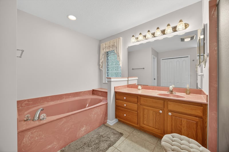 Photo 18 of 3625 Asbury Trace Dr, Green Cove Springs, FL 32043, photographed by Megapixeler