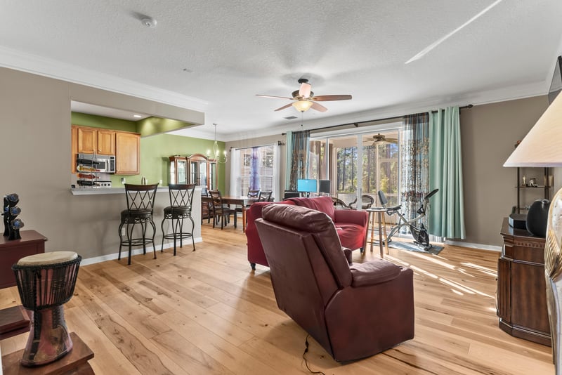 Photo 5 of 6415 Autumn Berry Cir, Jacksonville, FL 32258, photographed by Megapixeler