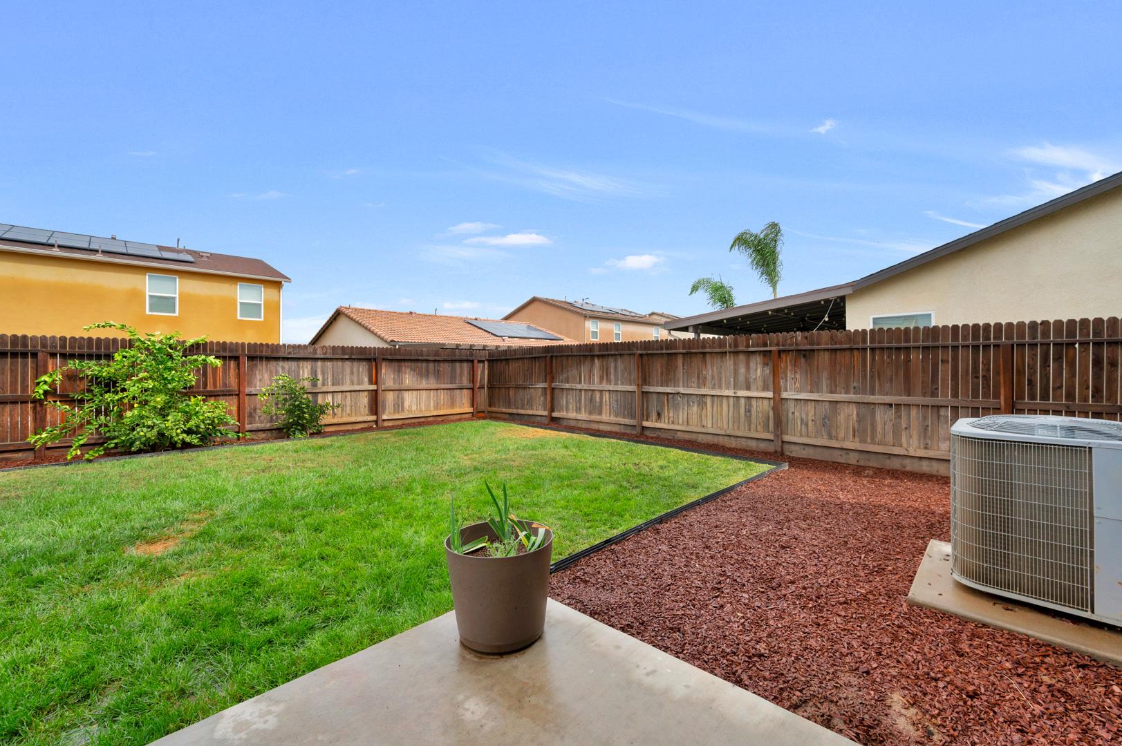 5566 W Farrin Ave, photo 48