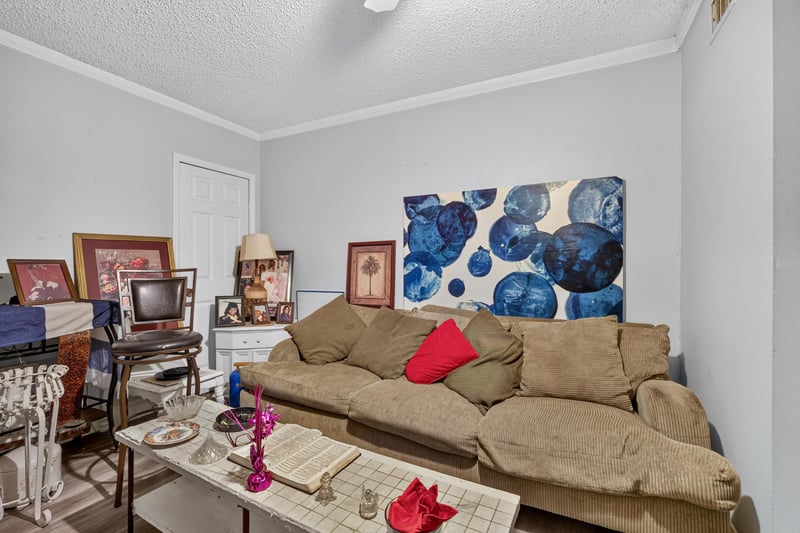Photo 7 of 1811 Whitner St, Jacksonville, FL 32209, photographed by Megapixeler