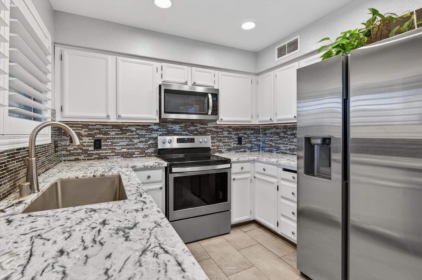 1767 W Santa Ana Ave, photo 25