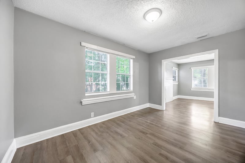 Photo 9 of 1439 W 15th St, Jacksonville, FL 32209, photographed by Megapixeler
