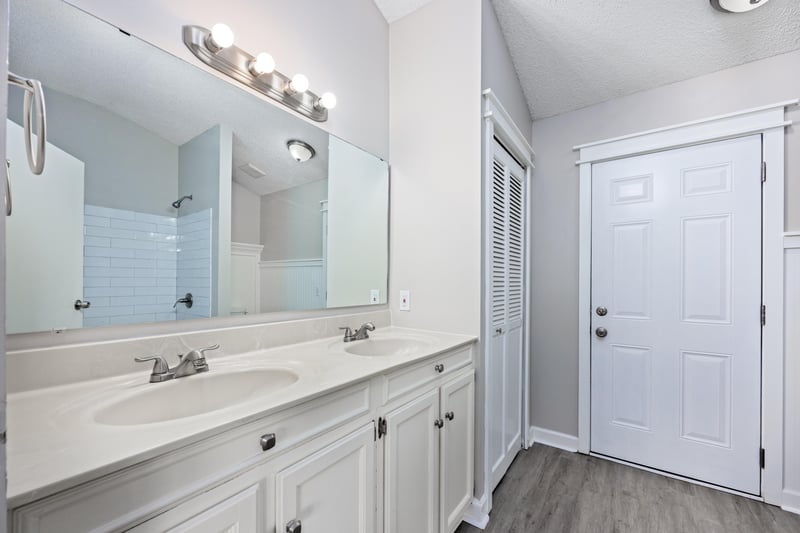 Photo 17 of 8156 Creedmoor Dr, Jacksonville, FL 32244, photographed by Megapixeler