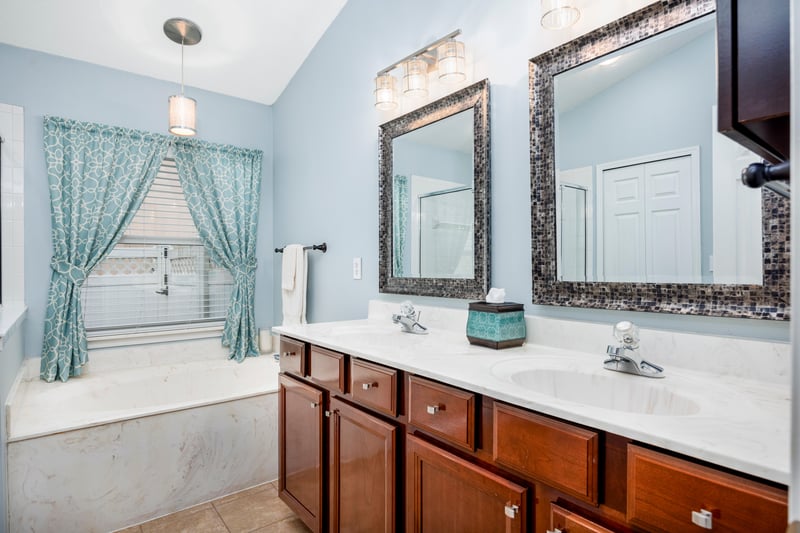Master Bathroom at 153 Flower Of Scotland Ave, St. Johns, FL 32259