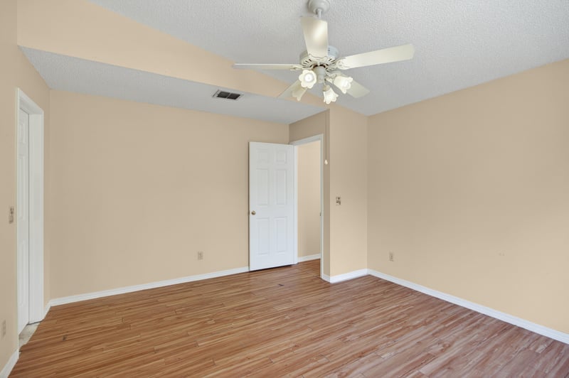 Photo 17 of 4341 Lake Woodbourne Dr S, Jacksonville, FL 32217, photographed by Megapixeler