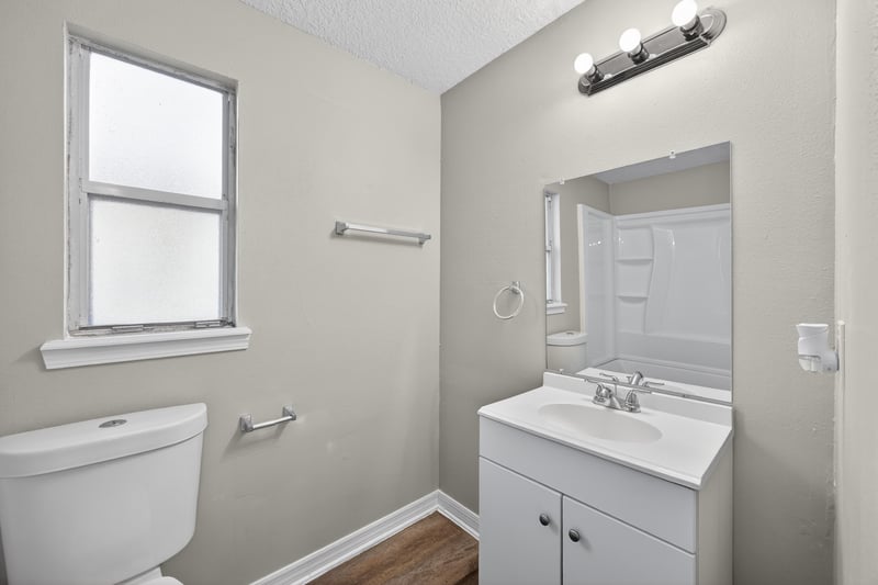 Photo 18 of 2028 Hartridge St, Jacksonville, FL 32209, photographed by Megapixeler