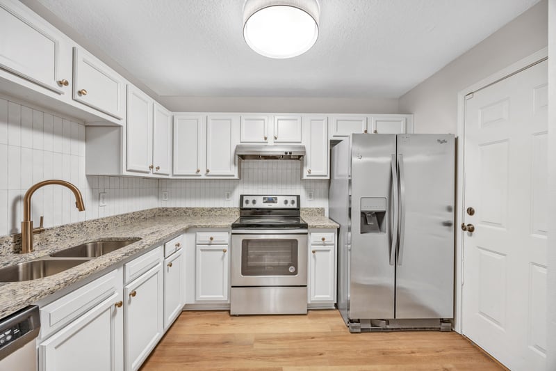 Photo 9 of 8345 Oden Ave, Jacksonville, FL 32216, photographed by Megapixeler