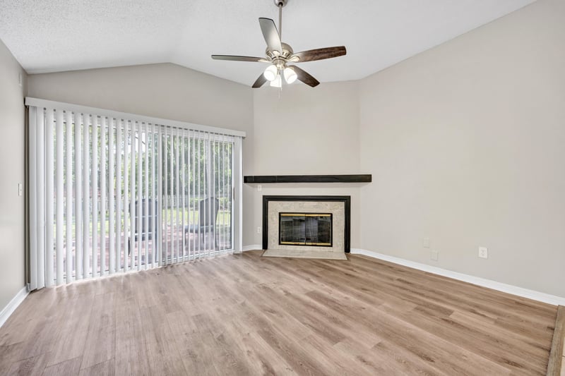 Photo 7 of 7776 Mactavish Way S, Jacksonville, FL 32244, photographed by Megapixeler