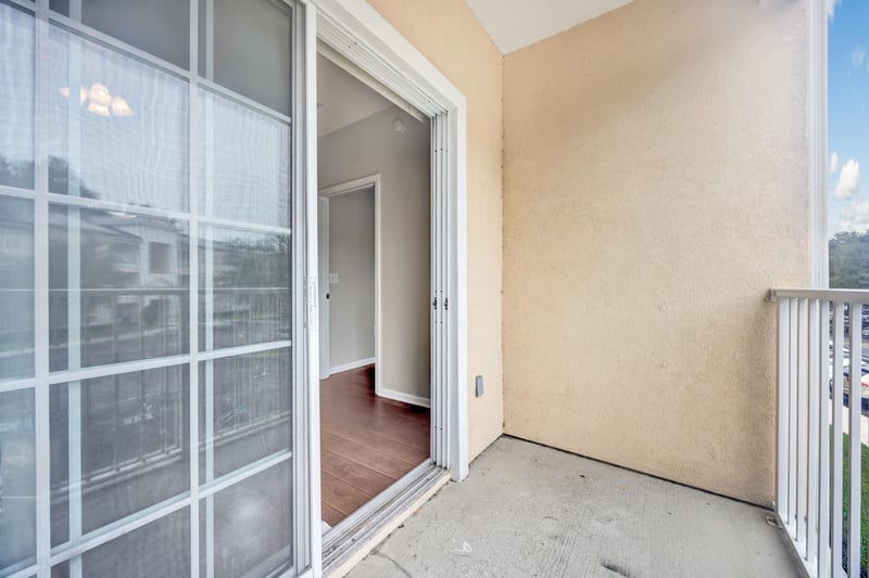 Photo 11 of 5006 Key Lime Dr, Jacksonville, FL 32256, photographed by Megapixeler
