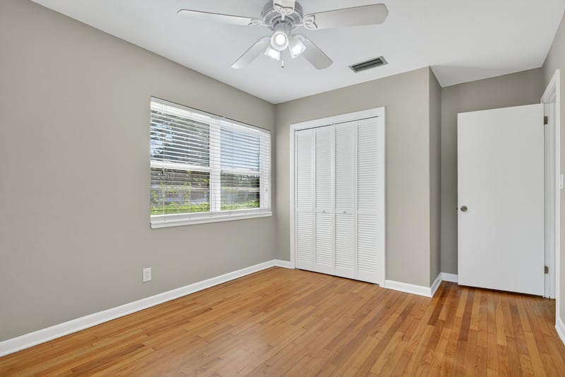Photo 30 of 6942 Waikiki Rd, Jacksonville, FL 32216, photographed by Megapixeler