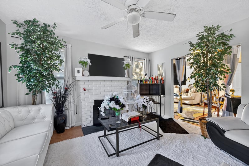 Gina 96 RB at 1209 Ida St, Jacksonville, FL 32208