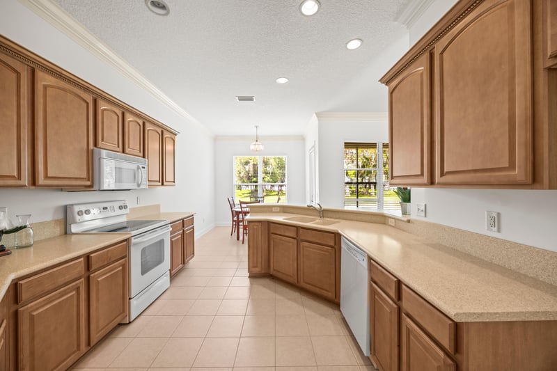 Photo 16 of 5577 Dianthus St, Green Cove Springs, FL 32043, photographed by Megapixeler
