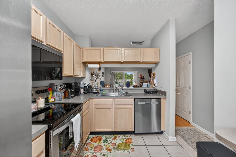 Photo 11 of 12311 Kensington Lakes Dr unit 1303, Jacksonville, FL 32246, photographed by Megapixeler