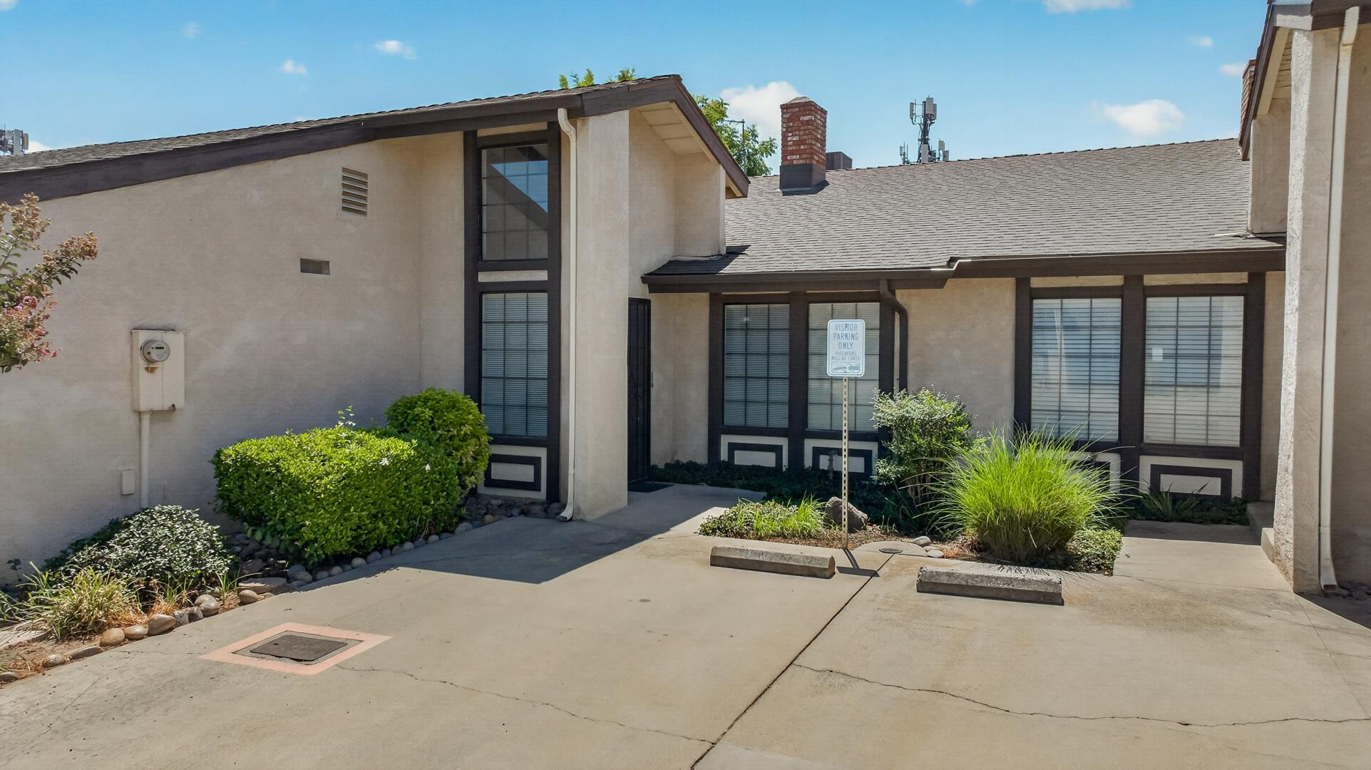 1657 Willow Ave, photo 14