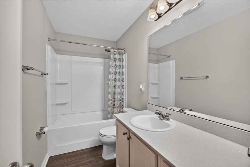 Bathroom with tub and shower combo at 7118 Preston Pnes Trl, Jacksonville, FL