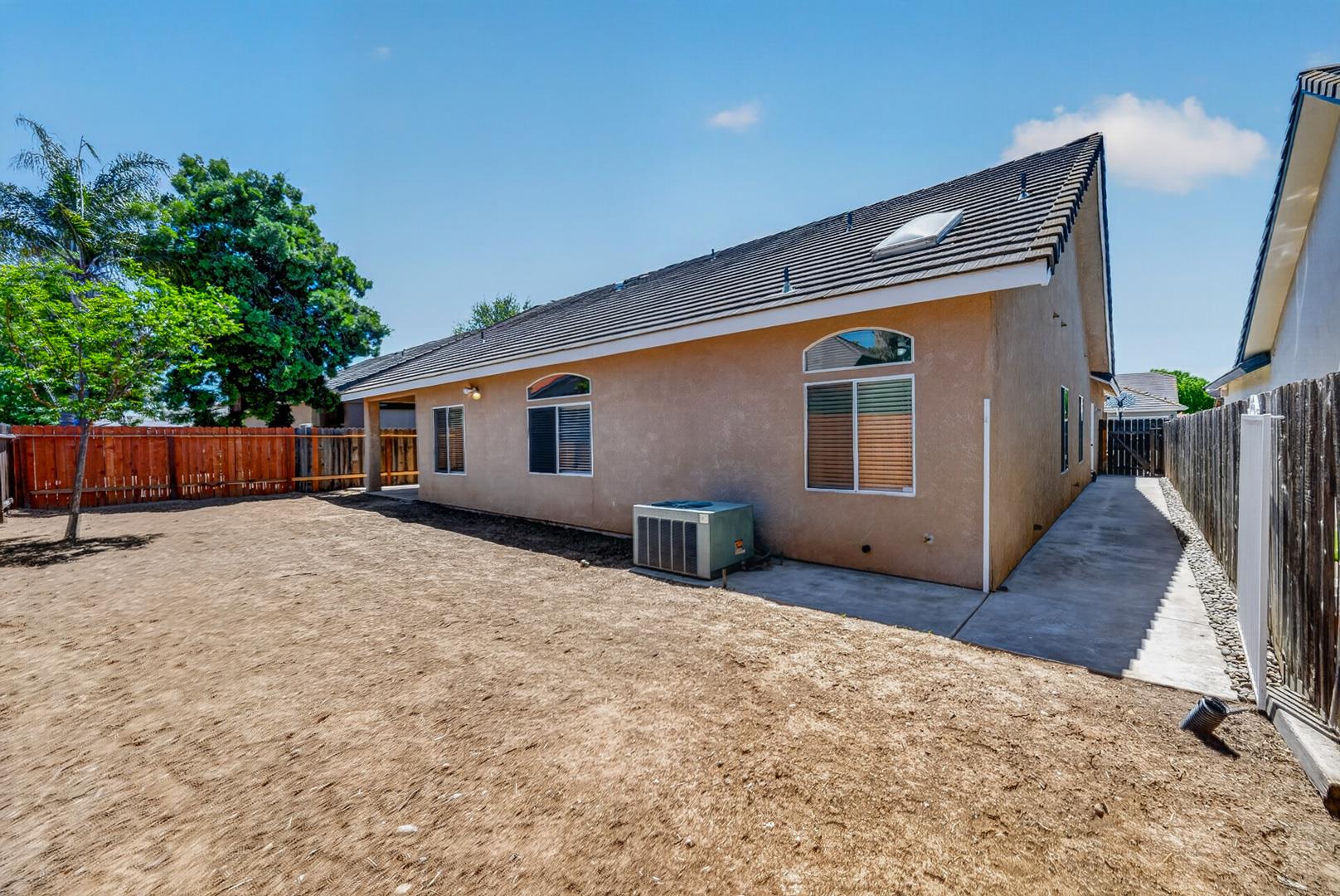 2228 E Yeargin Dr, photo 56