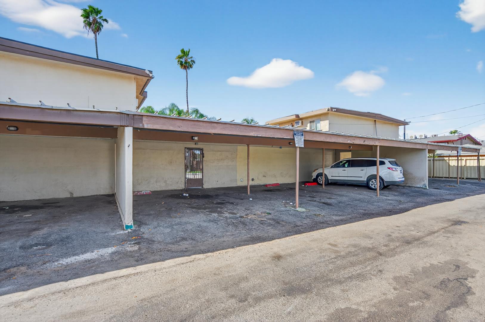 1348 E San Bruno Ave, photo 37