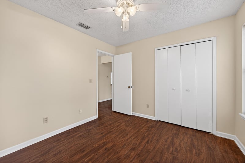 Photo 25 of 8725 Huntington Woods Cir N, Jacksonville, FL 32244, photographed by Megapixeler