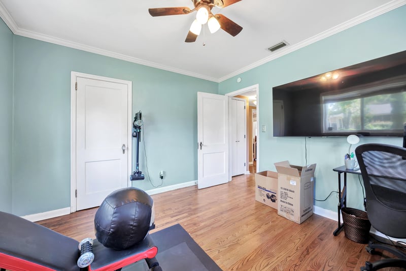 Photo 18 of 4579 Birchwood Ave, Jacksonville, FL 32207, photographed by Megapixeler