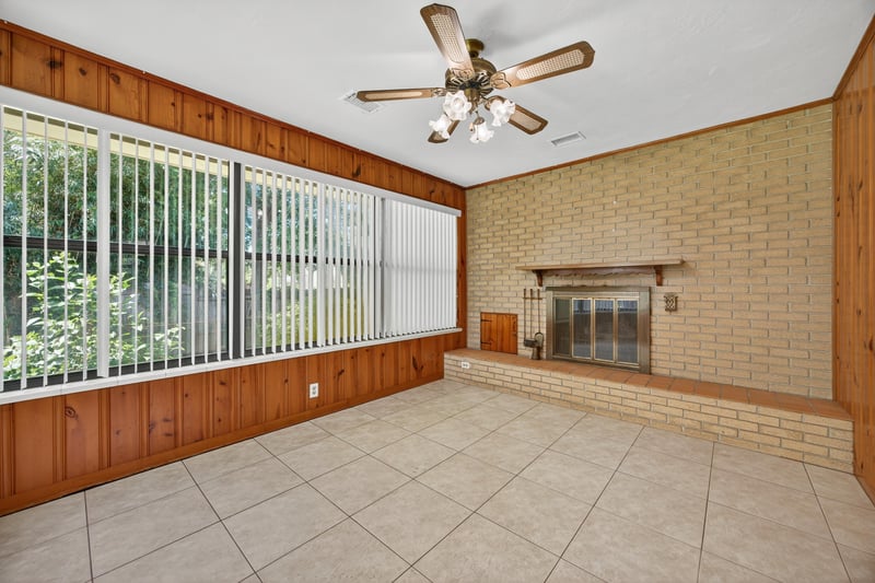 Photo 15 of 5060 Carmel Dr, Jacksonville, FL 32244, photographed by Megapixeler
