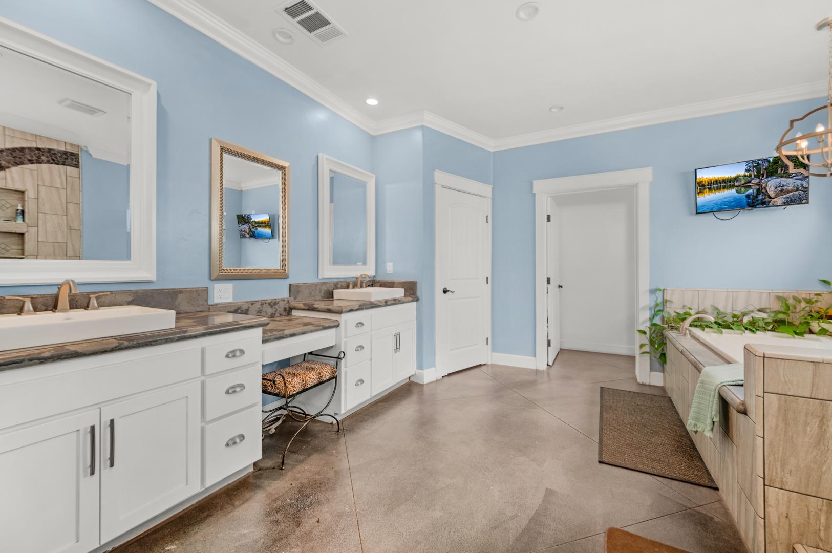 1139 N Citrus Ct, photo 31