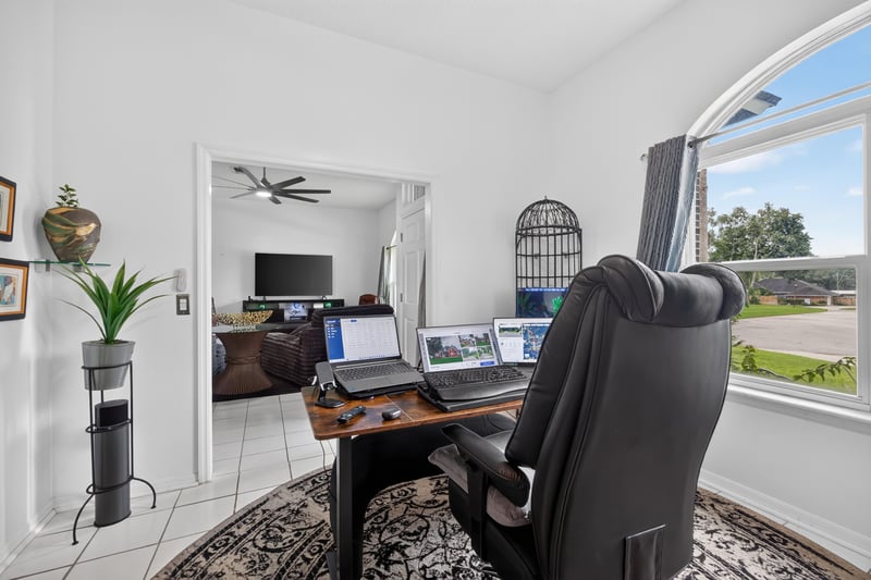 Office area off the living room at 1346 Gately Ct, Jacksonville, FL 32225