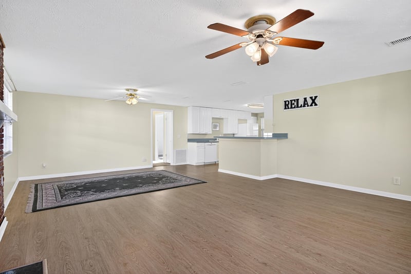 Photo 17 of 509 Lora St, Neptune Beach, FL 32266, photographed by Megapixeler