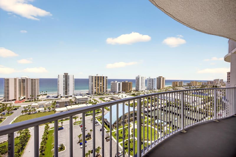 Photo 21 of 2 Oceans W Blvd, Daytona Beach, FL 32118, photographed by Megapixeler
