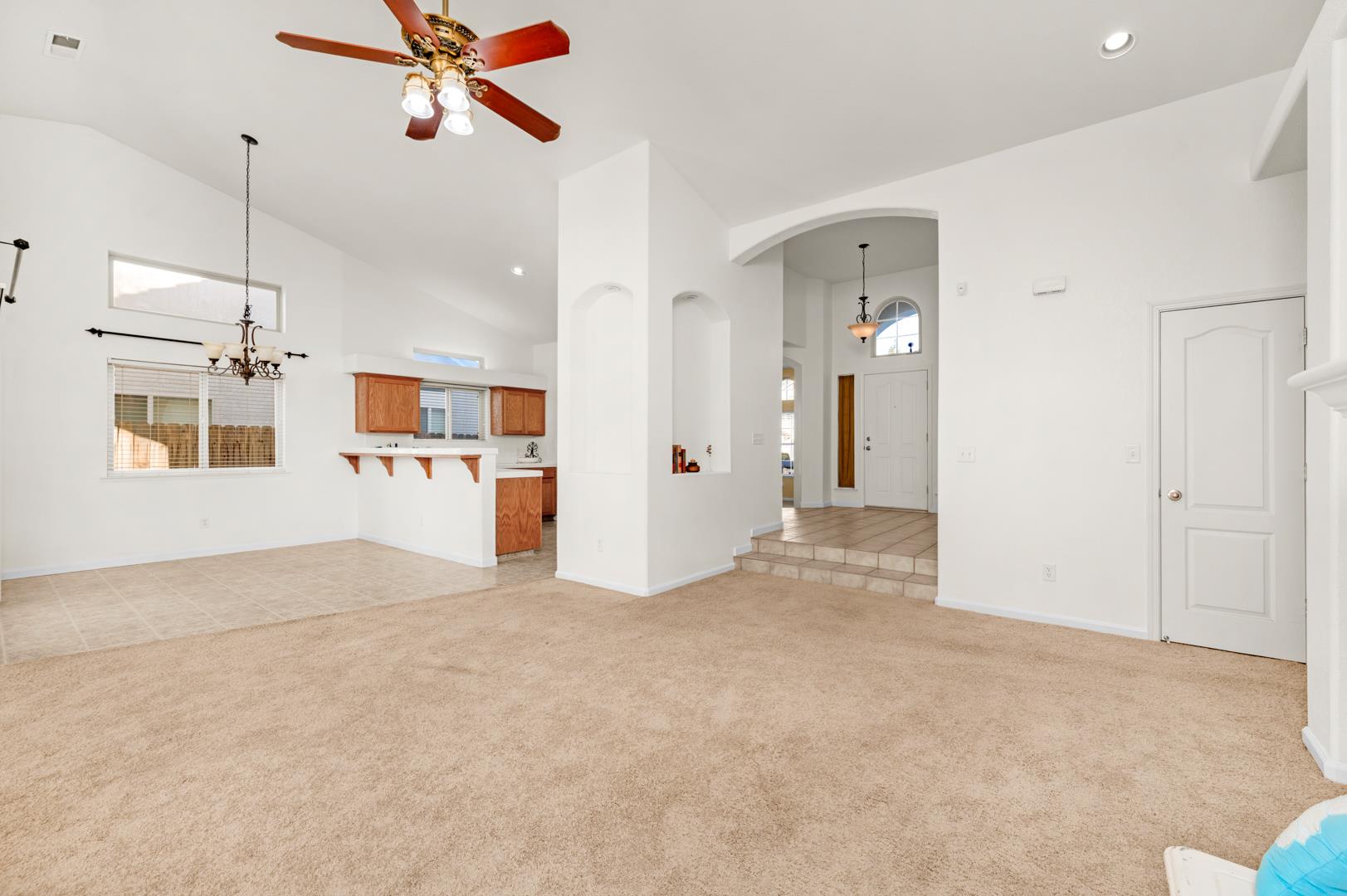 6687 E Michigan Ave, photo 37