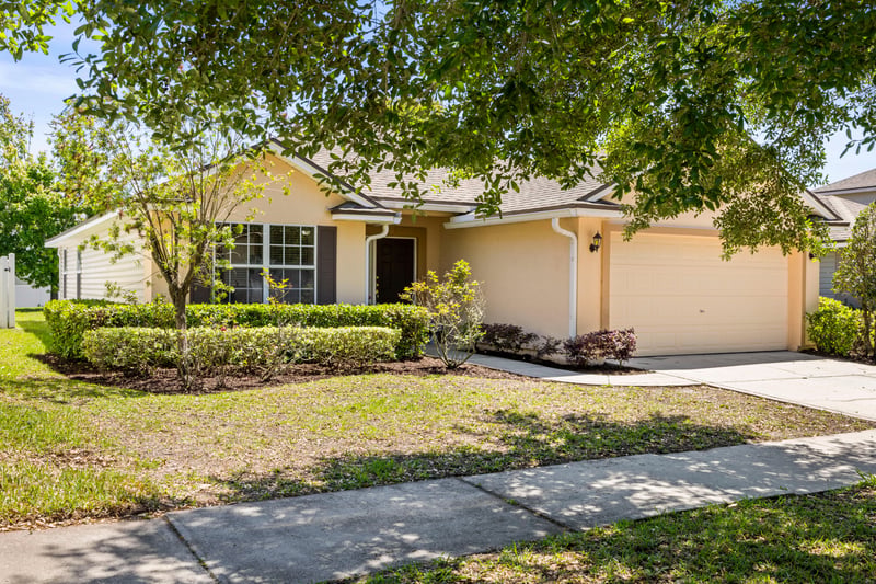 Photo 3 of 631 Sunny Stroll Dr, Middleburg, FL 32068, photographed by Megapixeler