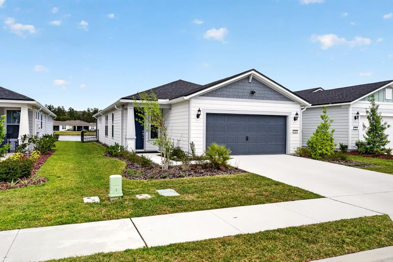 Photo 1 of 719 Cool Breeze Wy, Yulee, FL 32097, photographed by Megapixeler