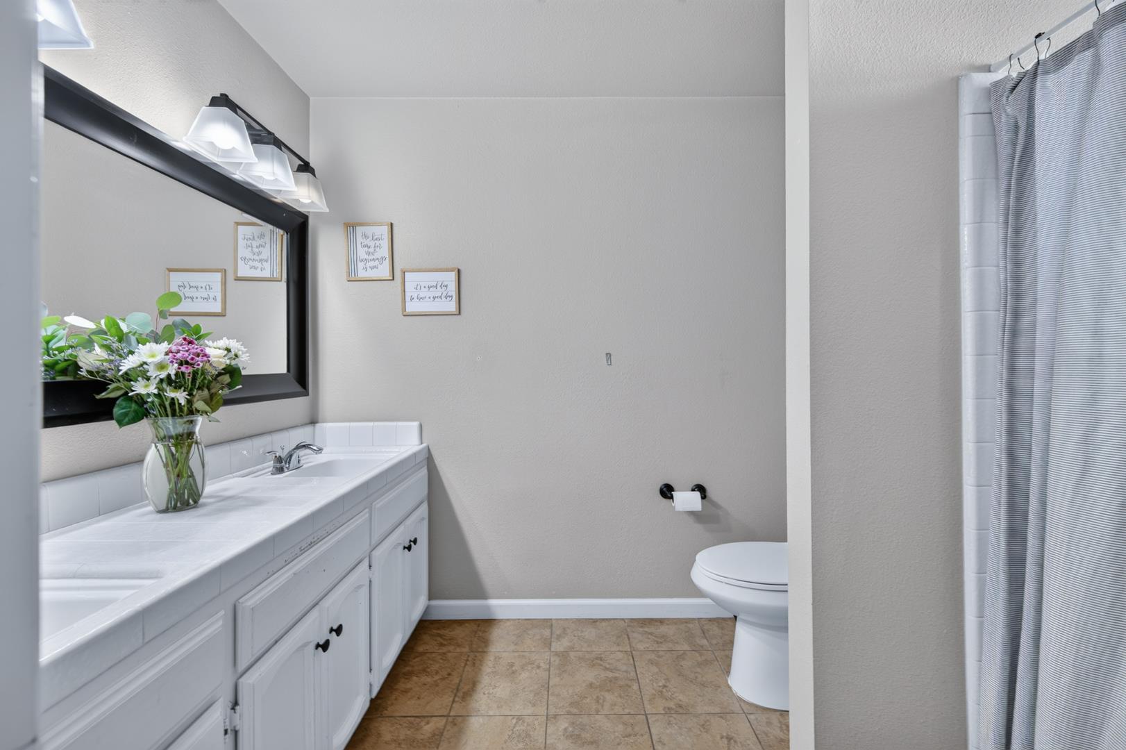 16935 Karen Rd, photo 77