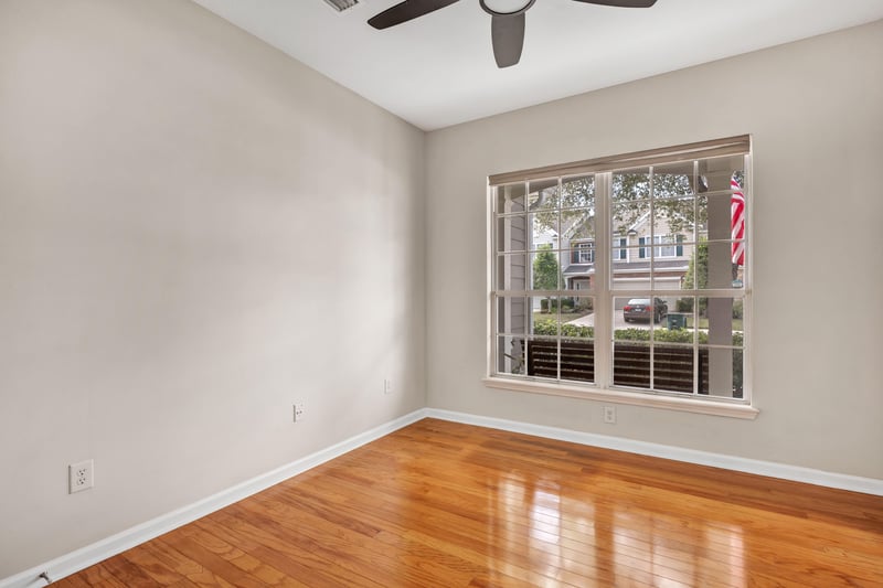 Photo 8 of 3895 Lionheart Dr, Jacksonville, FL 32216, photographed by Megapixeler