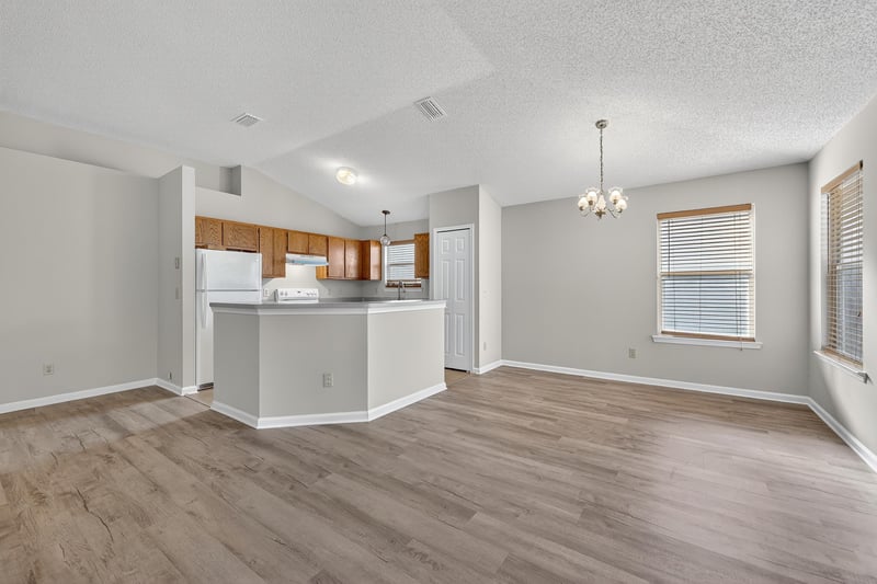 Dining Area at 12119 Cancun Dr, Jacksonville, FL 32225