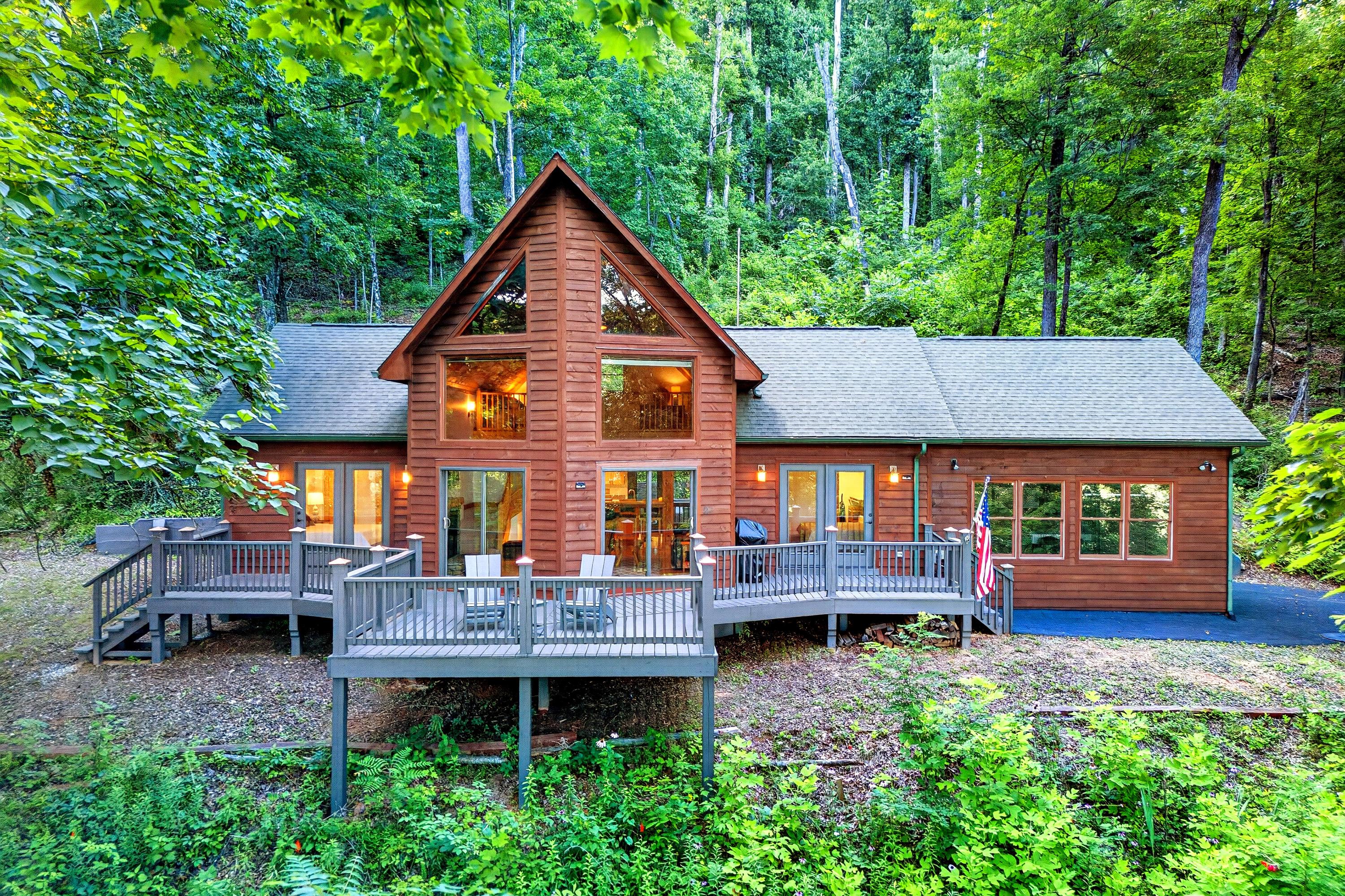 1506 McKenzie Way South