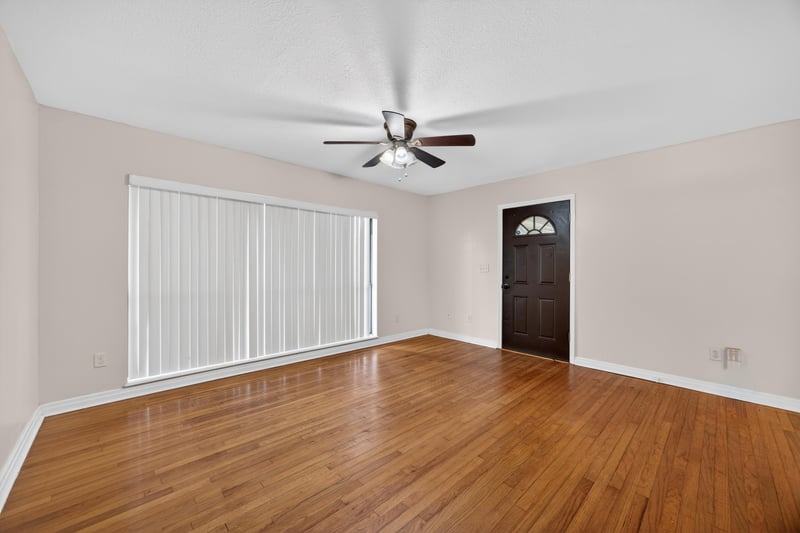 Photo 6 of 4231 Rendale Dr N, Jacksonville, FL 32210, photographed by Megapixeler