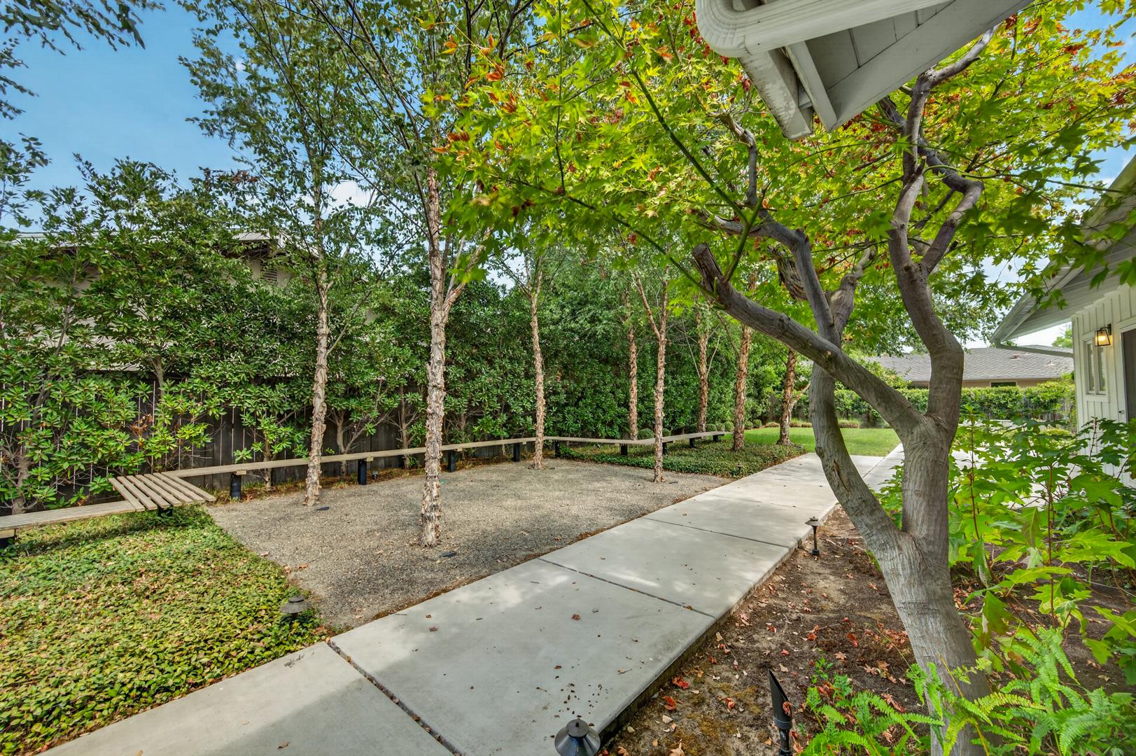 505 E Swift Ave, photo 76