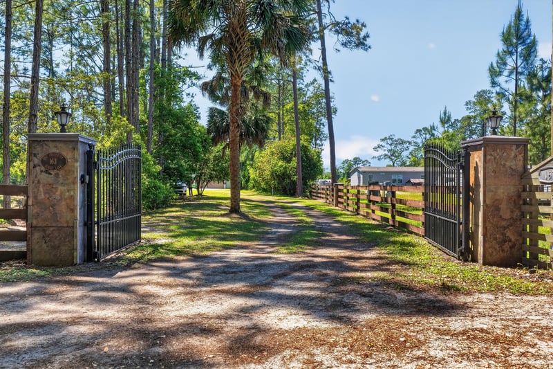 Photo 82 of 163 Sunny Ln, Pomona Park, FL 32181, photographed by Megapixeler