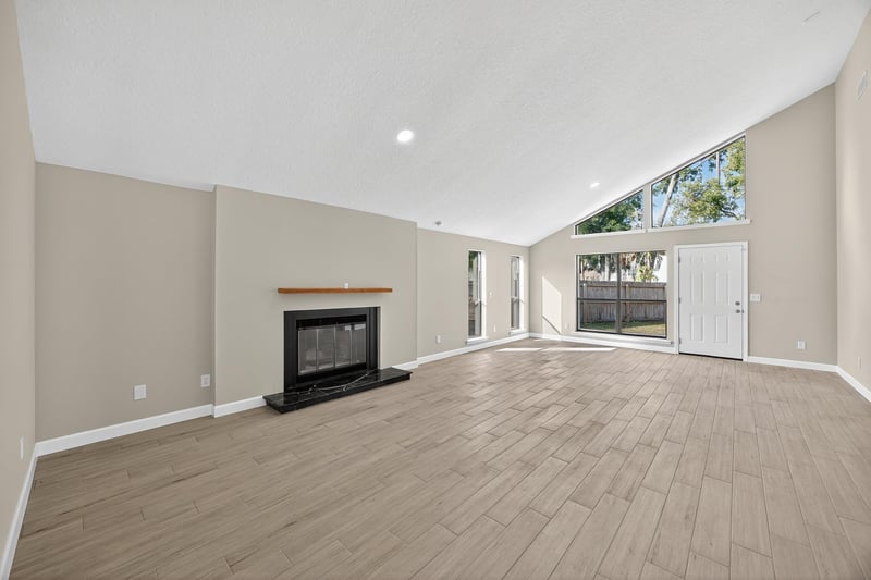 Photo 12 of 5362 Galewind Ln, Jacksonville, FL 32211, photographed by Megapixeler