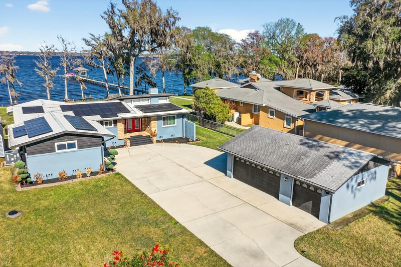 Photo 6 of 3977 Susan Dr, Green Cove Springs, FL 32043, photographed by Megapixeler